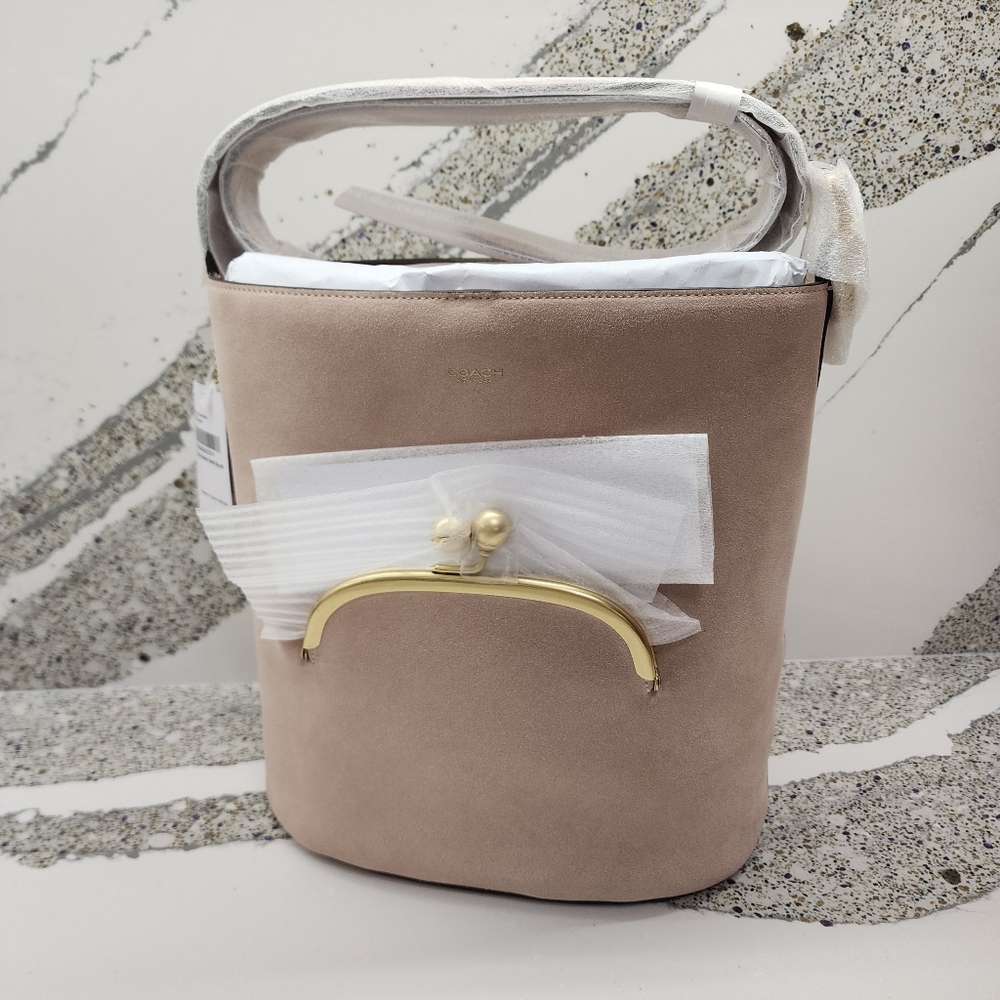 Coach Kisslock Bleecker Bucket Bag in Pink Nuage Suede NWT